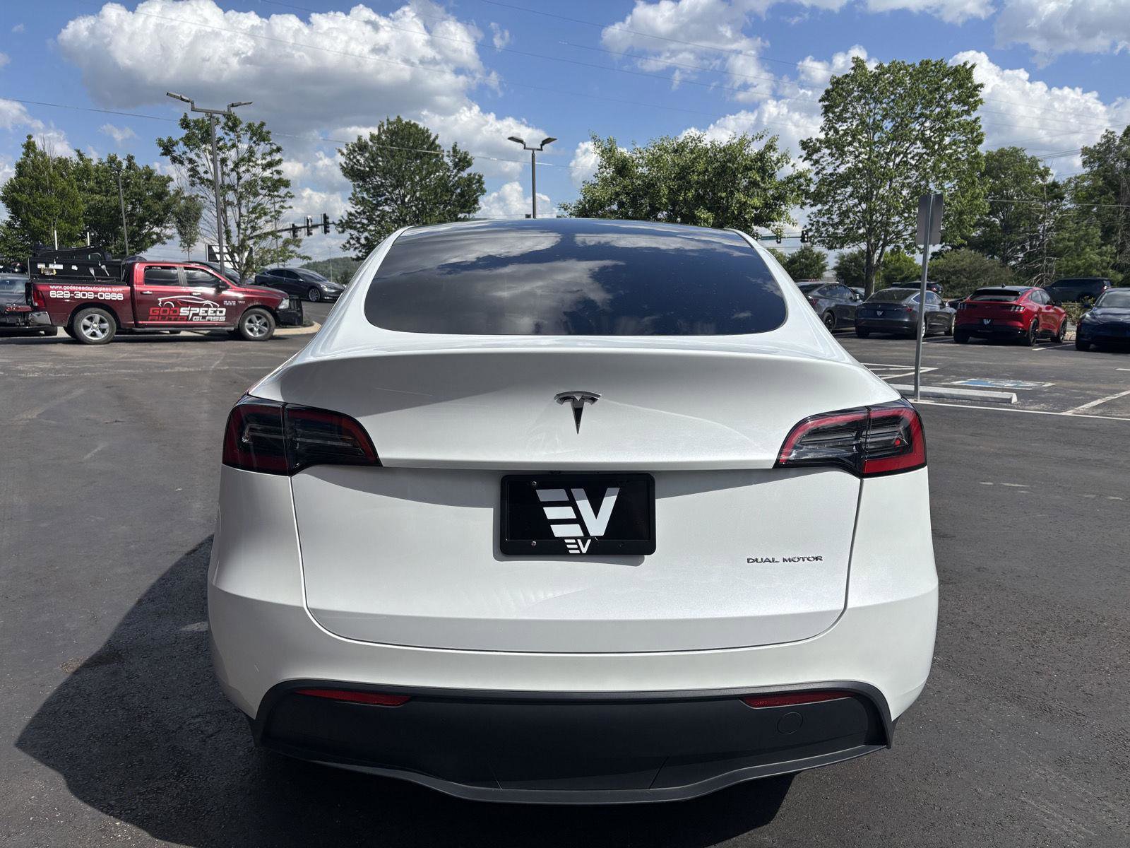 Used 2023 Tesla Model Y Long Range AWD/4WD image 6