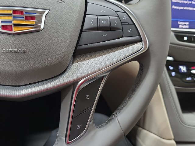 New 2026 Cadillac XT5 Premium Luxury w/ Driver Assist Package AWD/4WD image 14