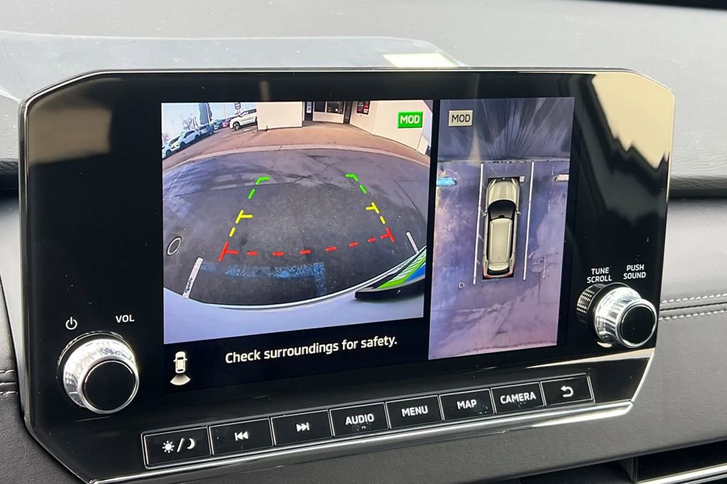 New 2025 Mitsubishi Outlander SE image 21