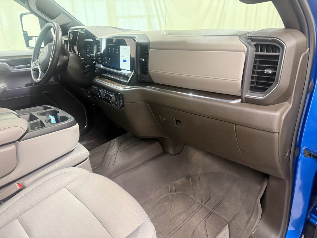 Certified 2023 Chevrolet Silverado 1500 LT AWD/4WD image 25