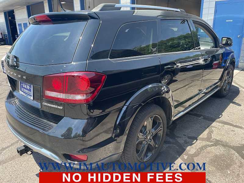 Used 2019 Dodge Journey Crossroad AWD/4WD image 3