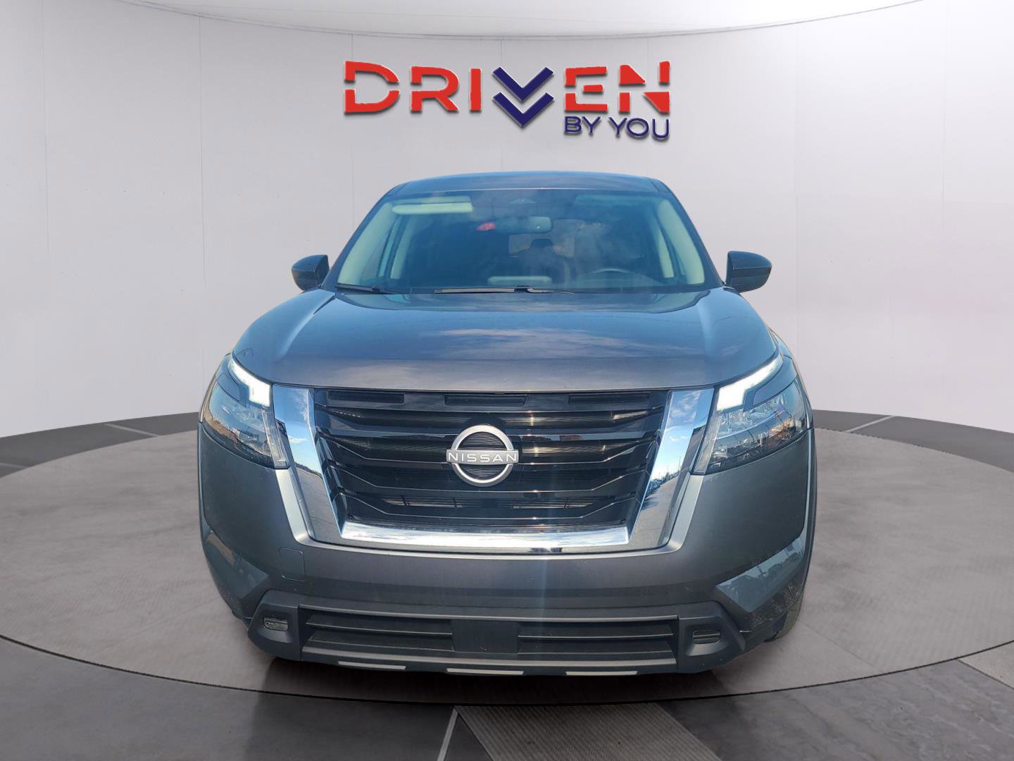 Used 2024 Nissan Pathfinder S image 6