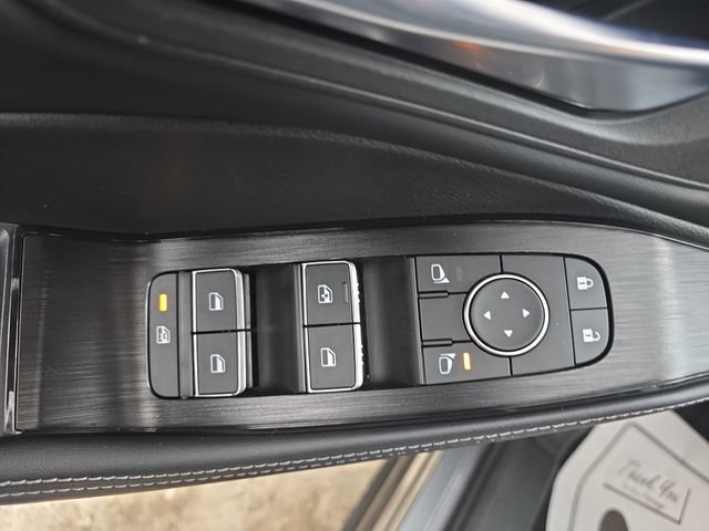 Used 2025 Nissan Rogue SL FWD image 33