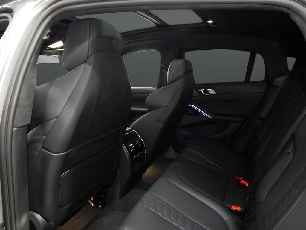 Used 2023 BMW X6 M AWD/4WD image 28