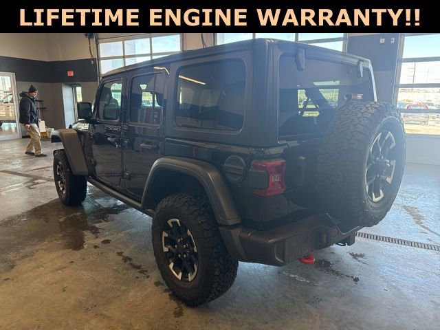 Used 2025 Jeep Wrangler Unlimited Rubicon AWD/4WD image 6