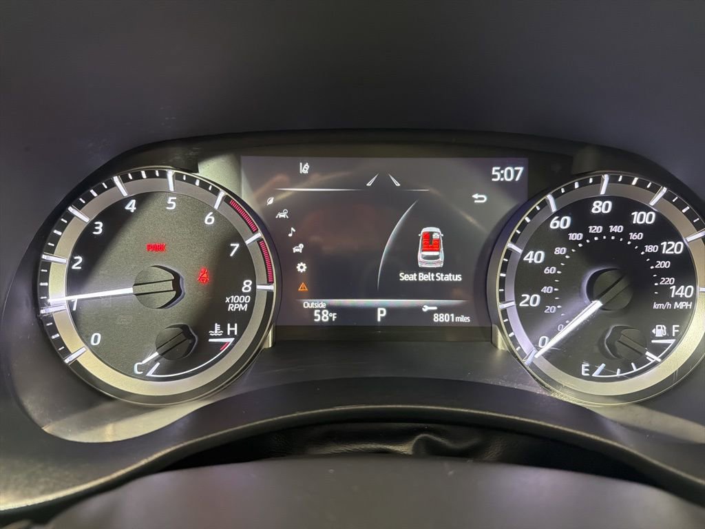 Used 2023 Toyota Highlander XLE image 27