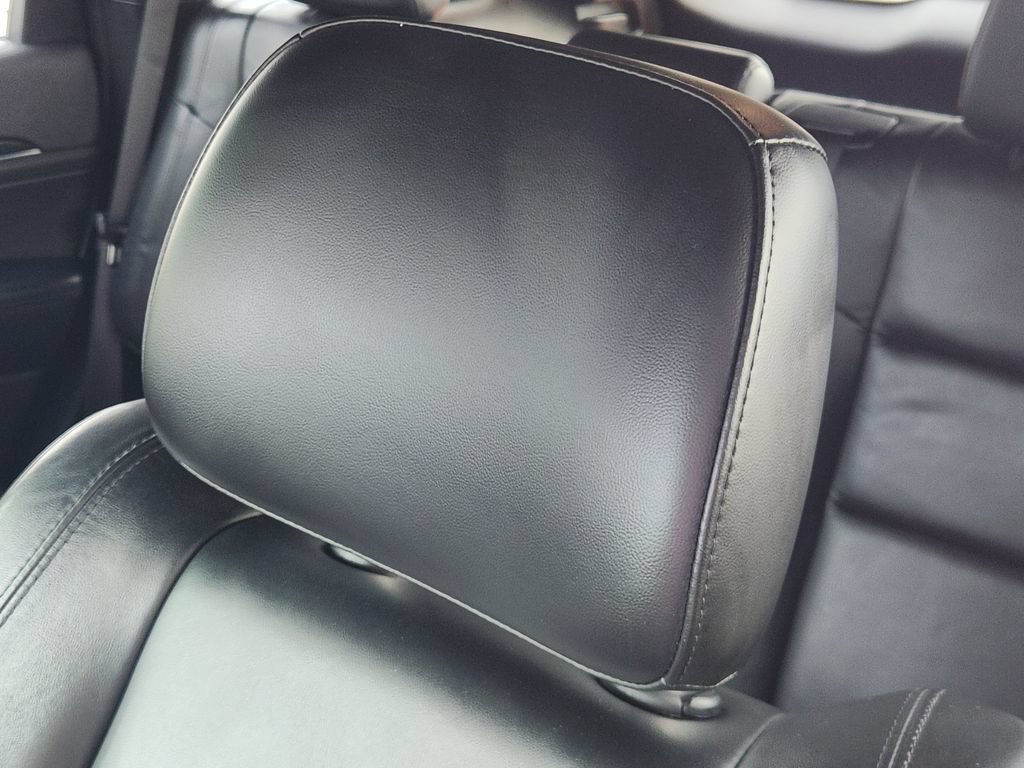 Used 2020 Jeep Grand Cherokee Limited RWD image 24