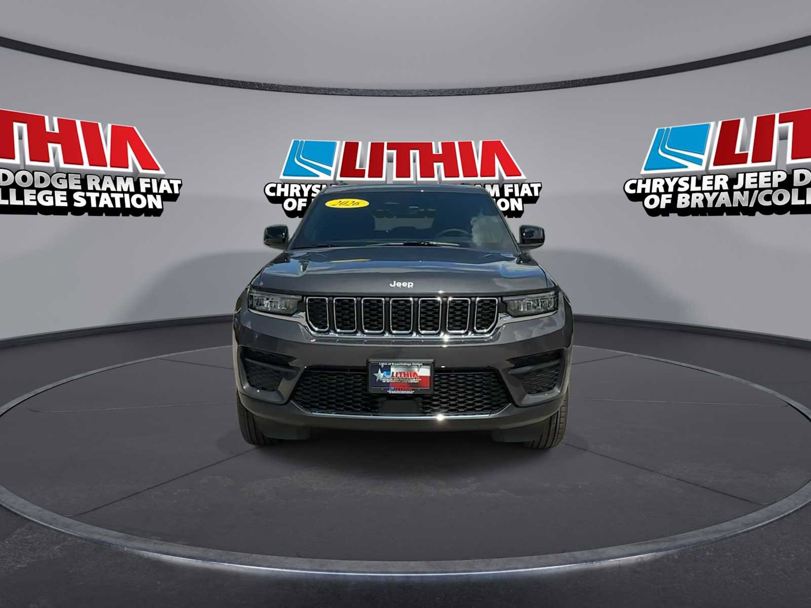 New 2026 Jeep Grand Cherokee Laredo X AWD/4WD image 3