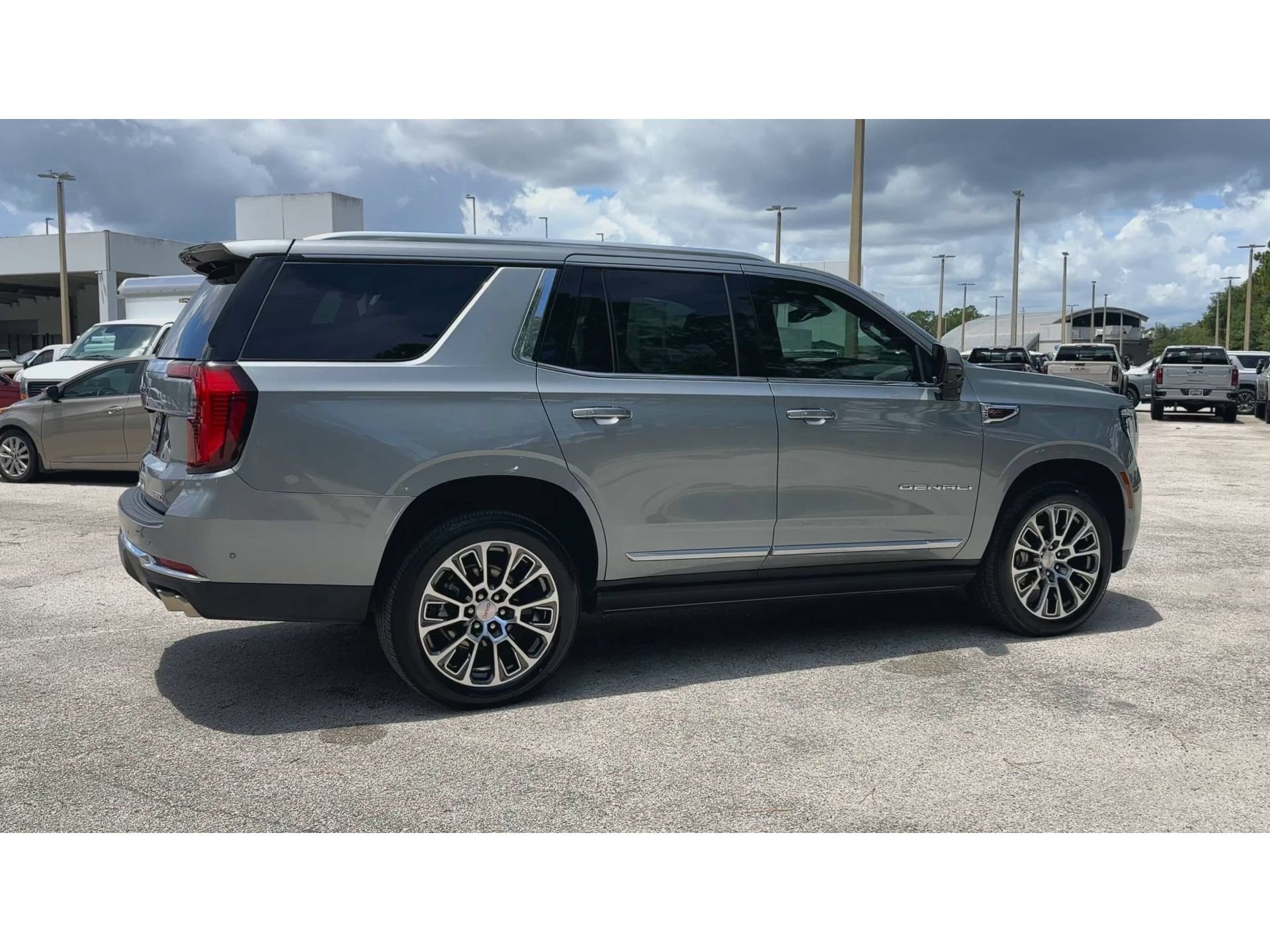 Certified 2026 GMC Yukon Denali w/ Sun & Power Step Package AWD/4WD image 9