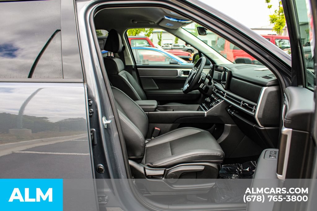 Used 2026 Hyundai Santa Fe SEL FWD image 23