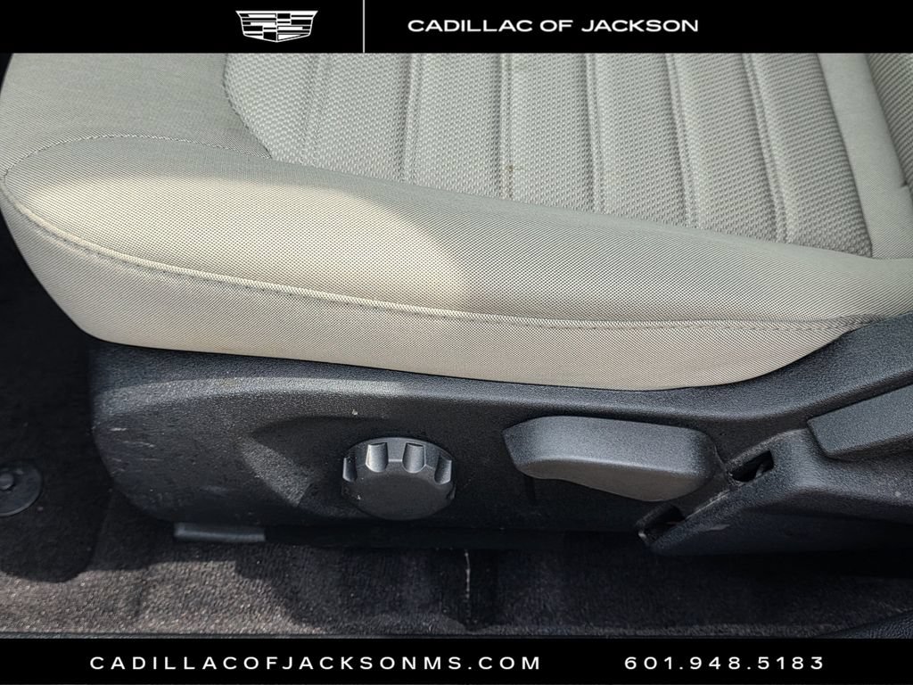 Certified 2024 Cadillac XT5 Premium Luxury AWD/4WD image 22