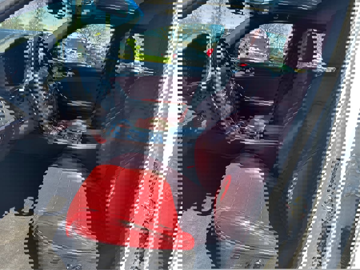 Used 2019 Kia Stinger GT2 image 10