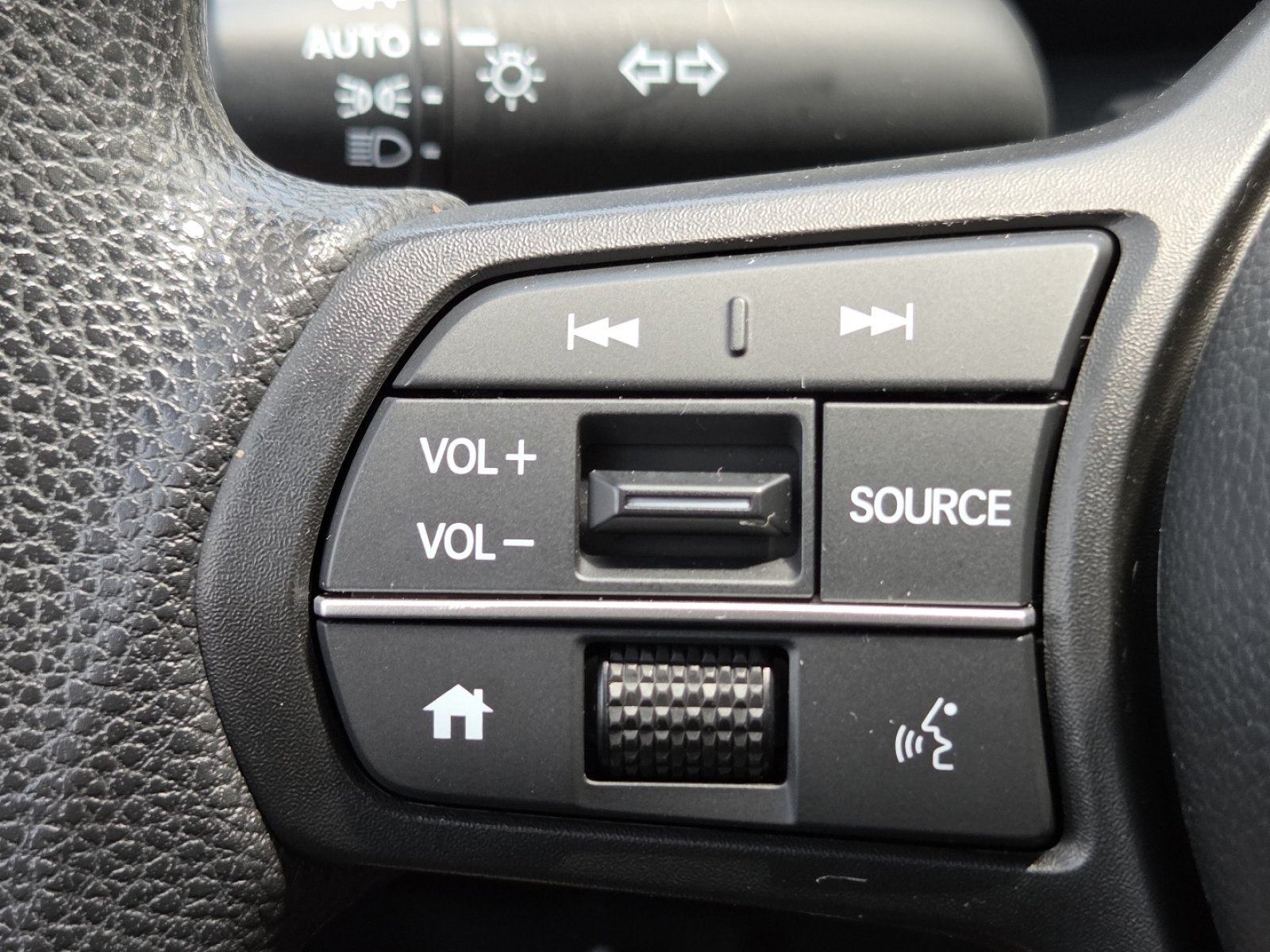 Certified 2023 Honda HR-V LX image 10