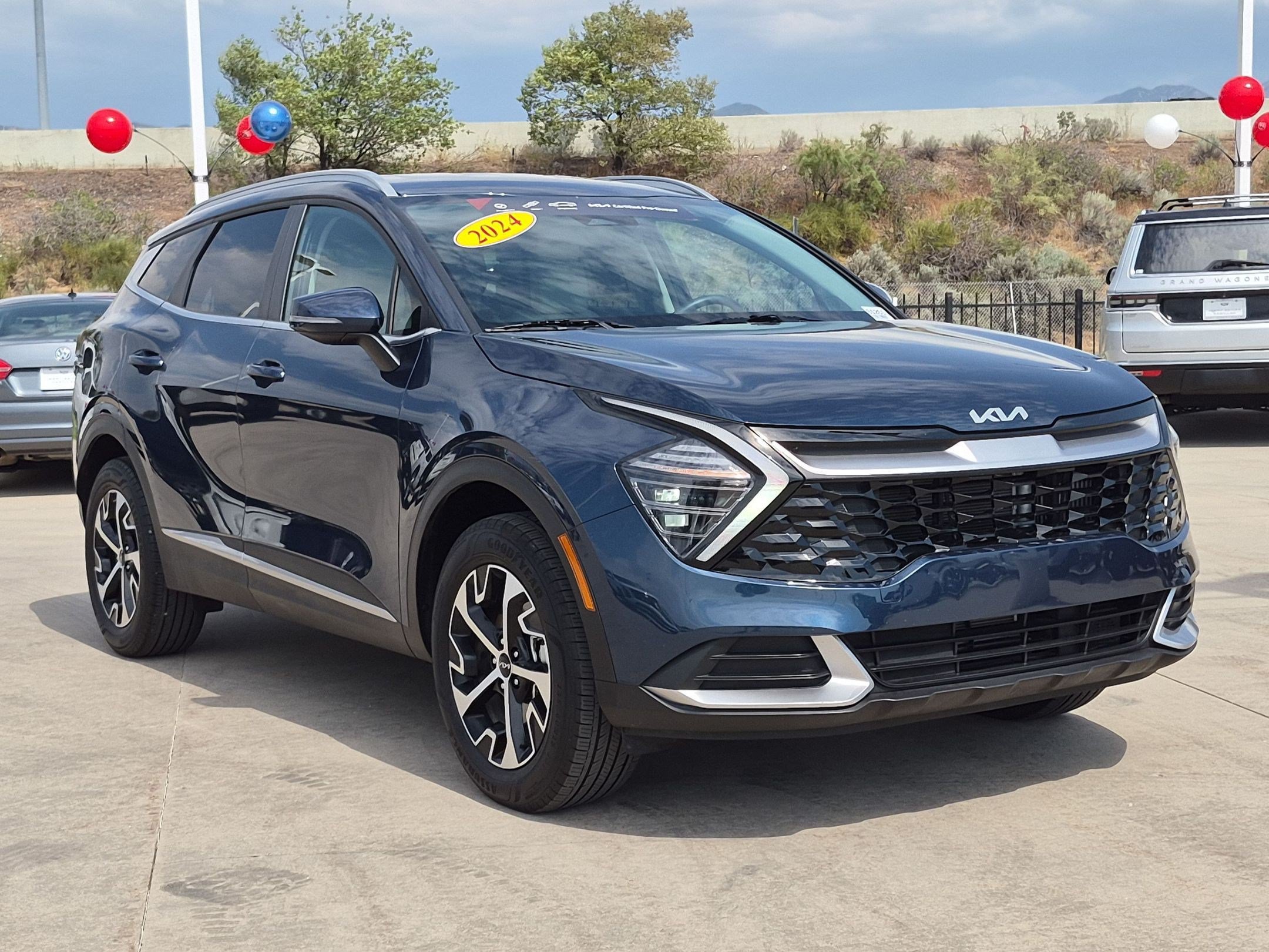 Certified 2024 Kia Sportage EX AWD/4WD image 7
