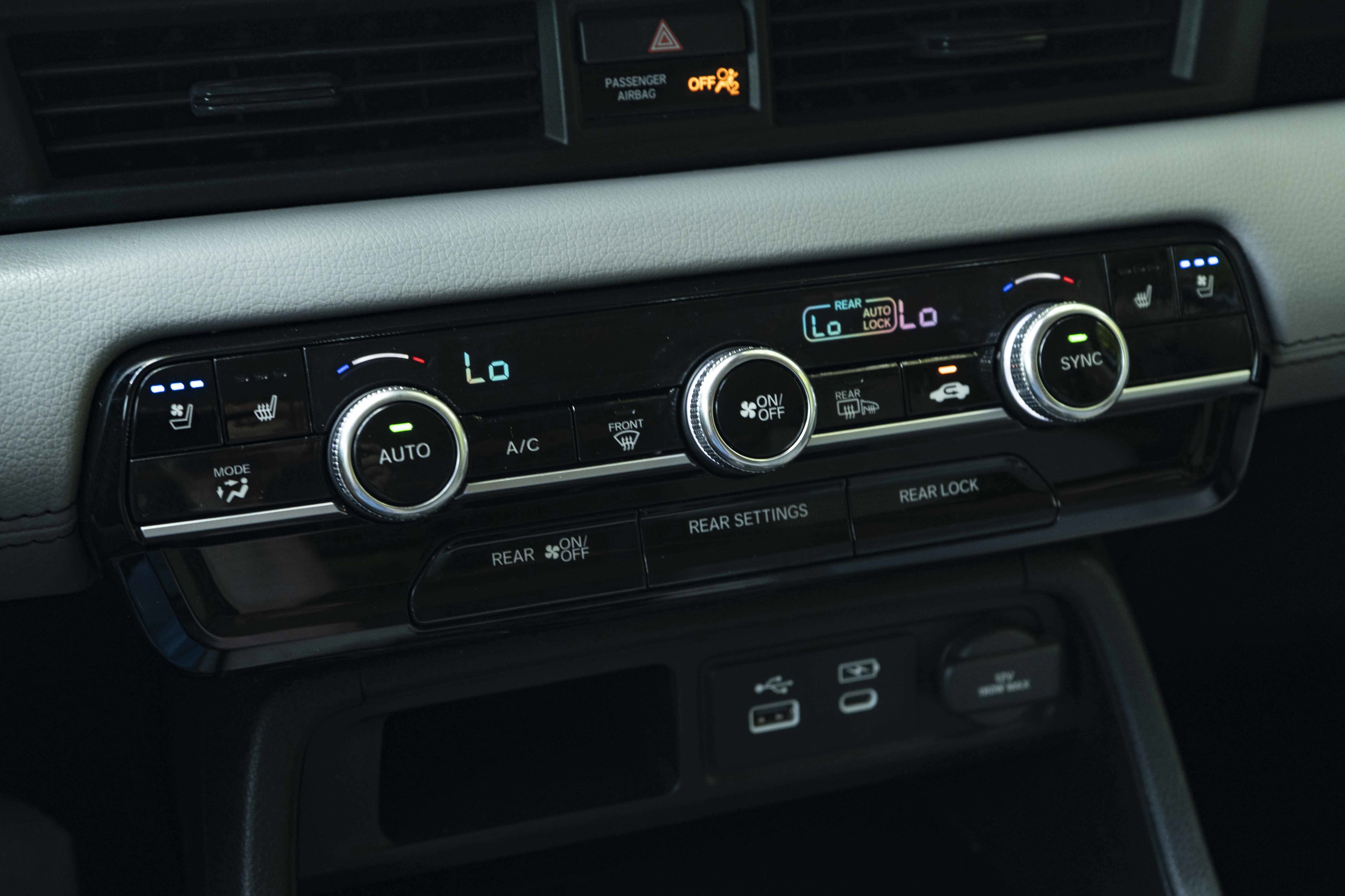 Used 2023 Honda Pilot Elite image 32
