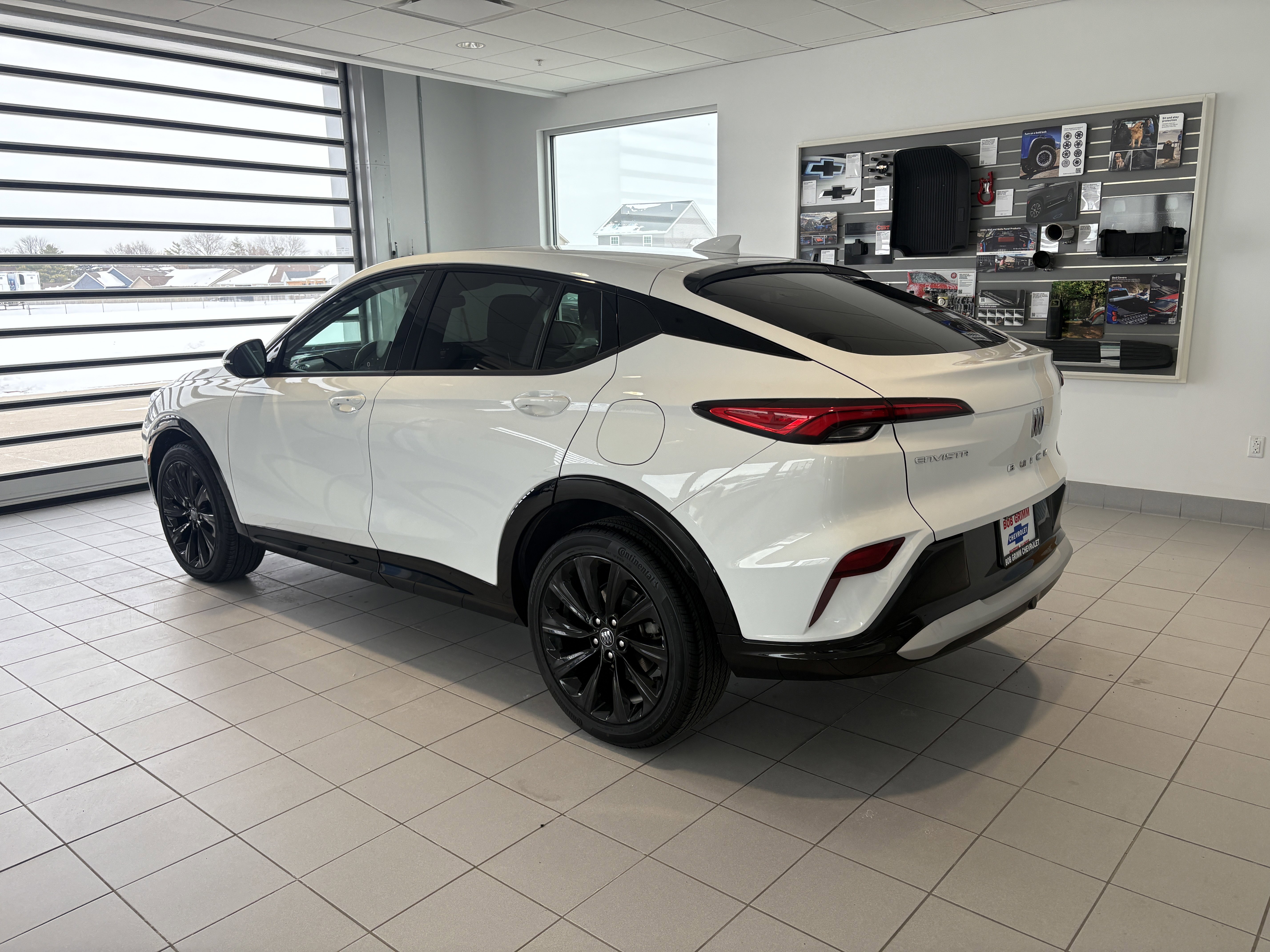 Used 2024 Buick Envista Sport Touring w/ Convenience I Package image 3