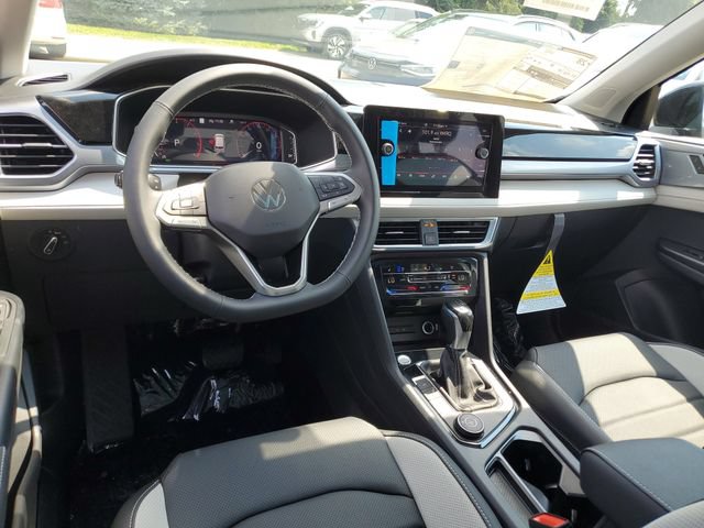 New 2026 Volkswagen Taos SEL AWD/4WD image 10