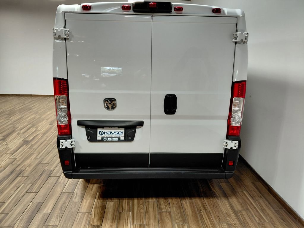 Used 2025 RAM ProMaster 2500 w/ Convenience Group FWD image 21
