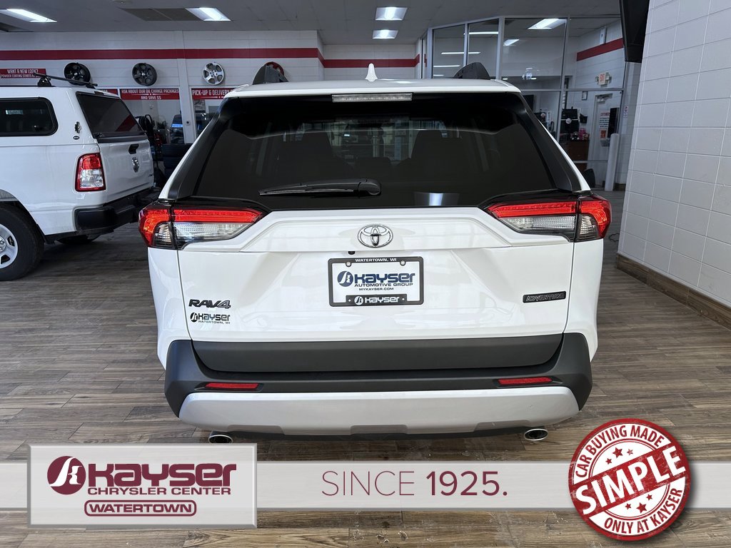 Used 2024 Toyota RAV4 Adventure image 4