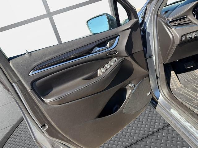 Used 2020 Buick Enclave Avenir w/ Avenir Technology Package AWD/4WD image 23