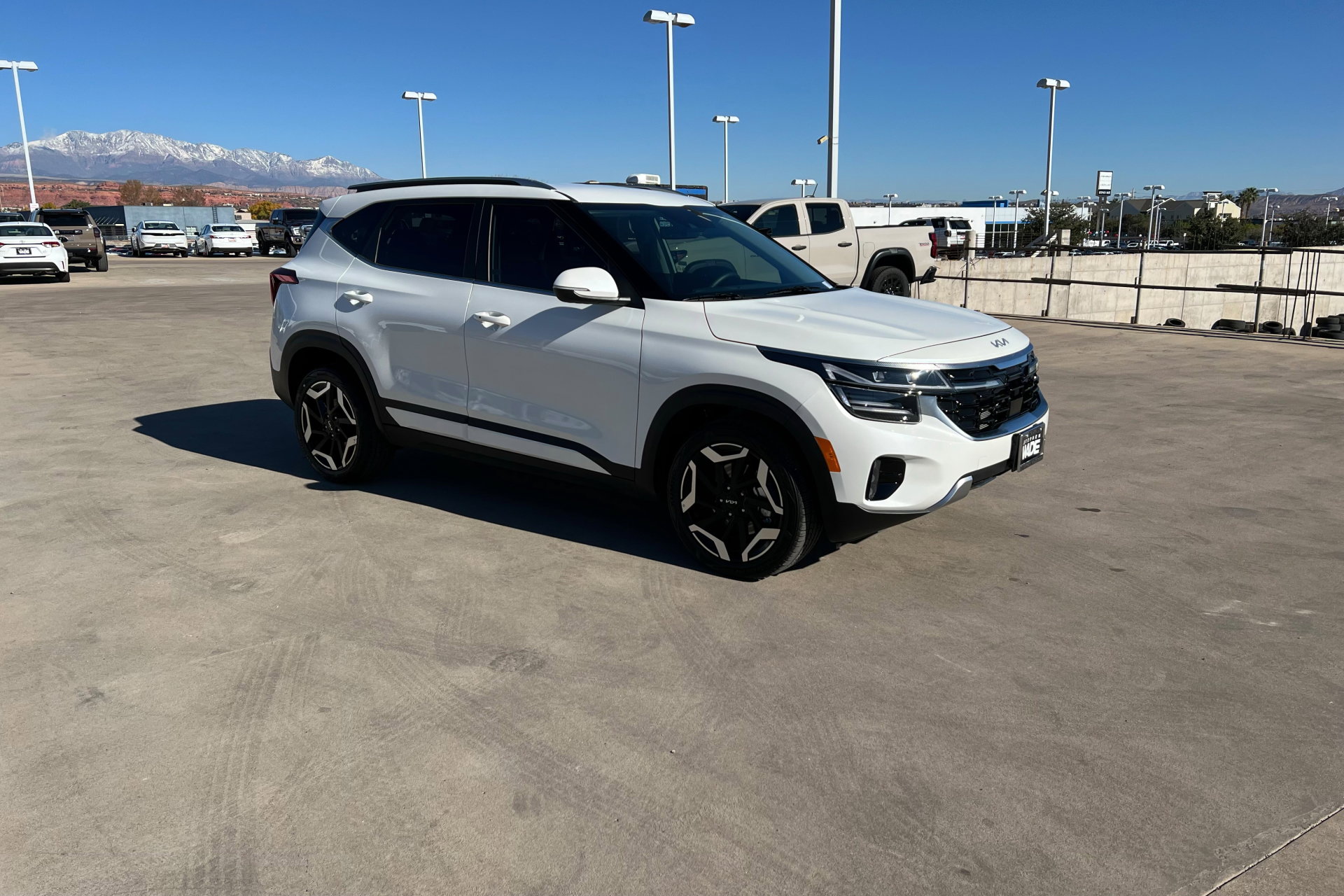 Used 2025 Kia Seltos SX image 8