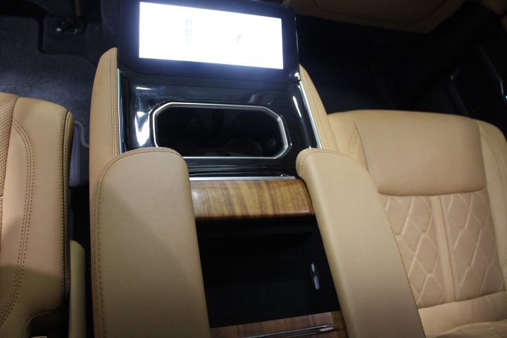 Used 2022 Jeep Grand Wagoneer Series III image 44