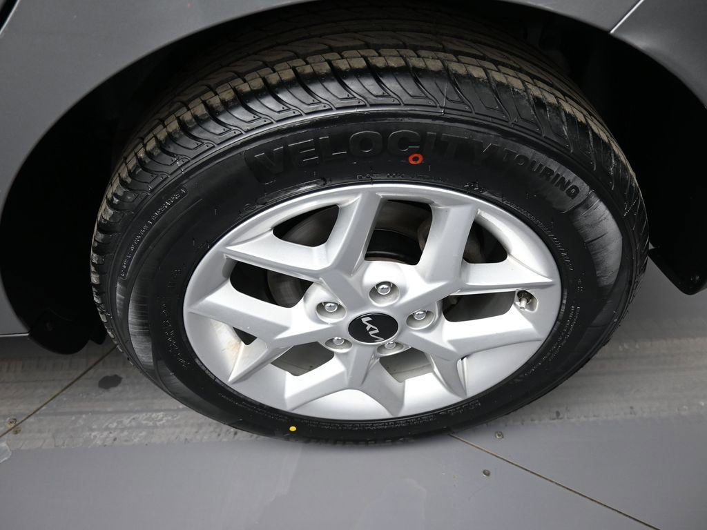 Certified 2022 Kia Soul LX w/ Technology Package image 15