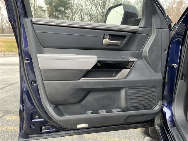 Used 2025 Toyota Tundra Limited image 18