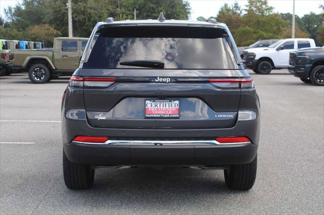 Certified 2025 Jeep Grand Cherokee Laredo X image 4