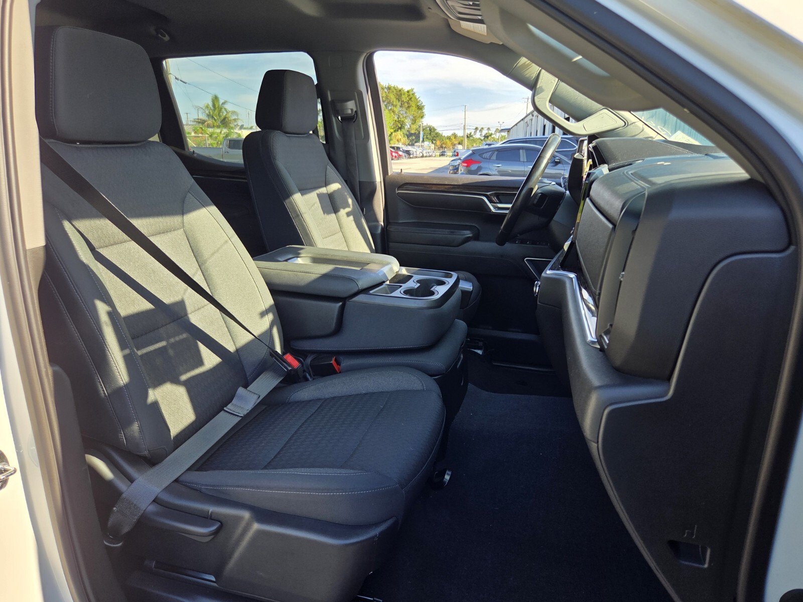 Used 2022 GMC Sierra 1500 Elevation RWD image 18