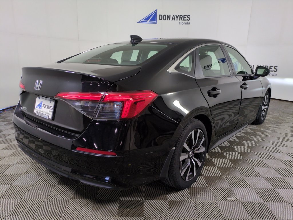 Certified 2024 Honda Civic EX image 5