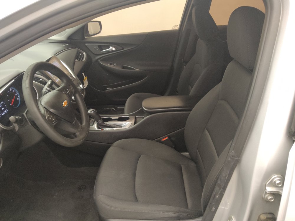 Used 2020 Chevrolet Malibu LS FWD image 17