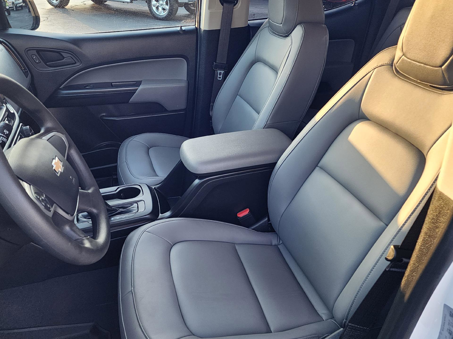 Used 2022 Chevrolet Colorado W/T w/ WT Convenience Package image 8