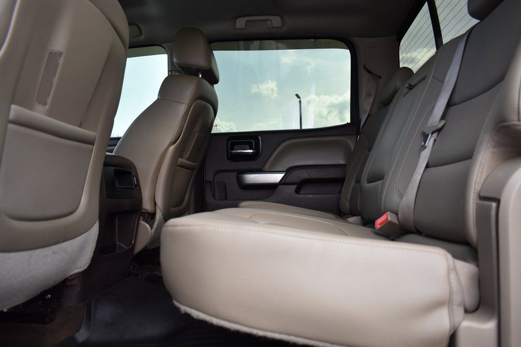 Used 2015 Chevrolet Silverado 2500 LTZ image 8