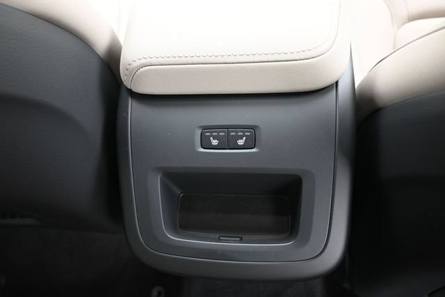 New 2026 Volvo XC60 B5 Plus w/ Protection Package Premier AWD/4WD image 33
