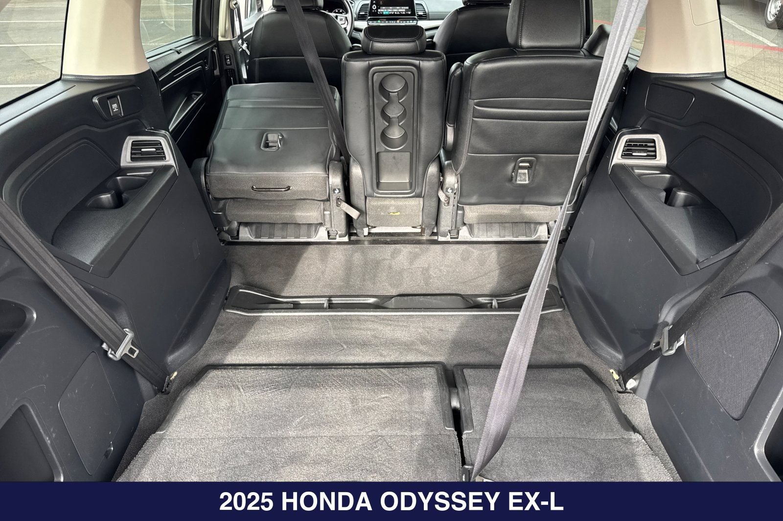 Used 2025 Honda Odyssey EX-L image 17
