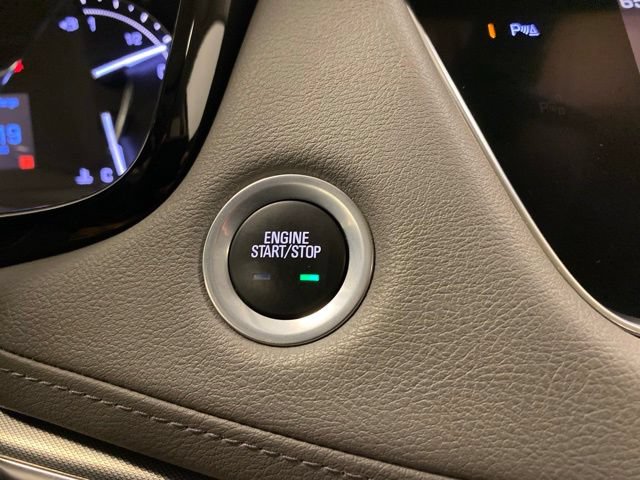 Used 2017 Cadillac XT5 Luxury w/ Driver Awareness Package AWD/4WD image 15
