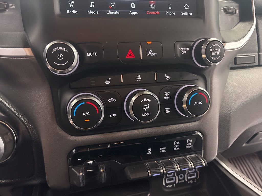 Used 2021 RAM 1500 Big Horn image 27