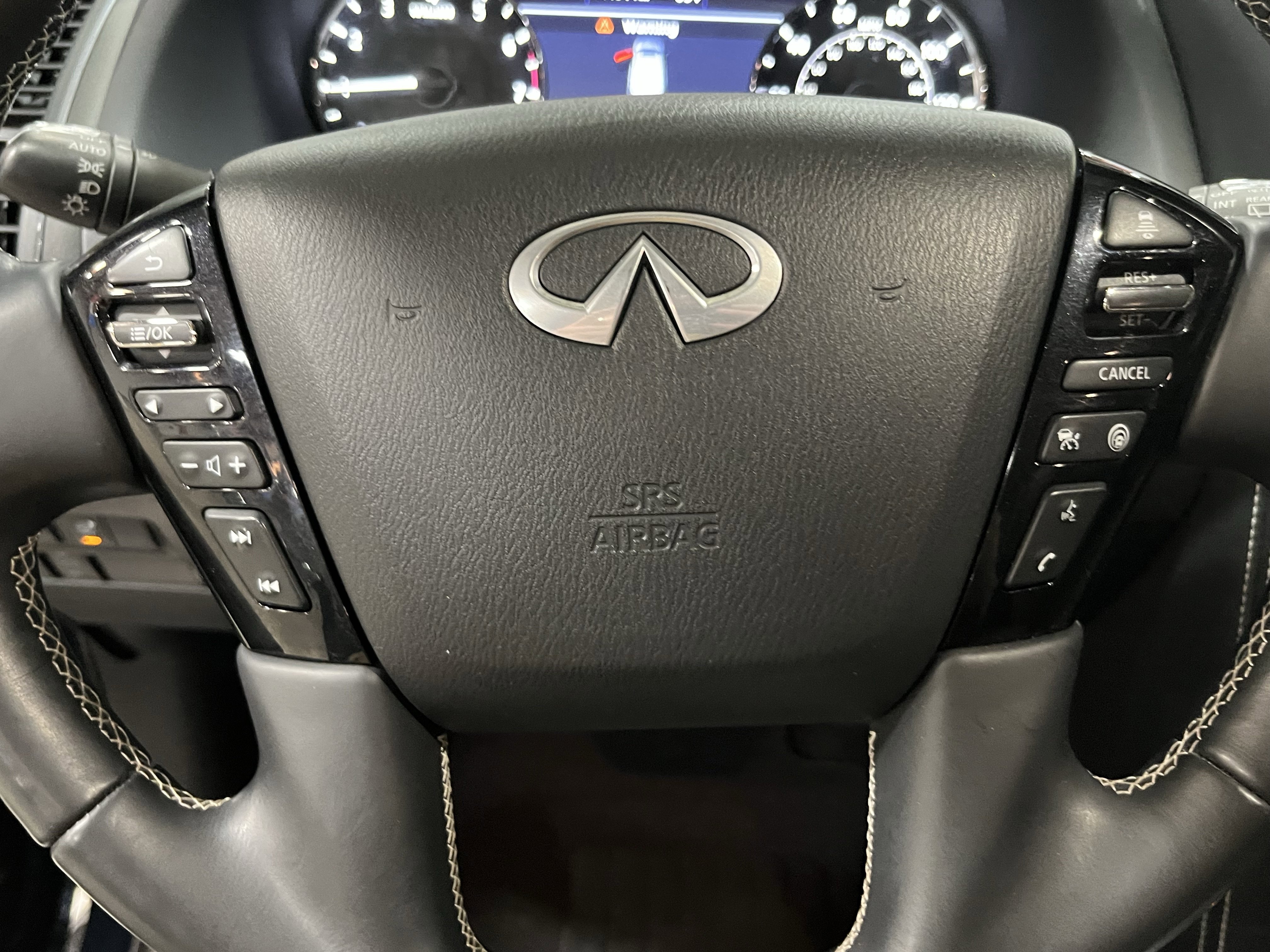 Used 2022 INFINITI QX80 Premium Select w/ Cargo Package AWD/4WD image 21