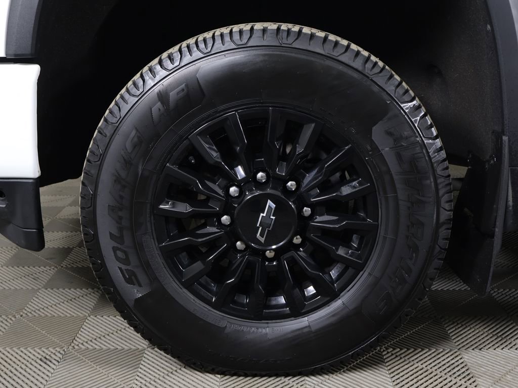 Used 2022 Chevrolet Silverado 3500 LTZ w/ LTZ Plus Package AWD/4WD image 26