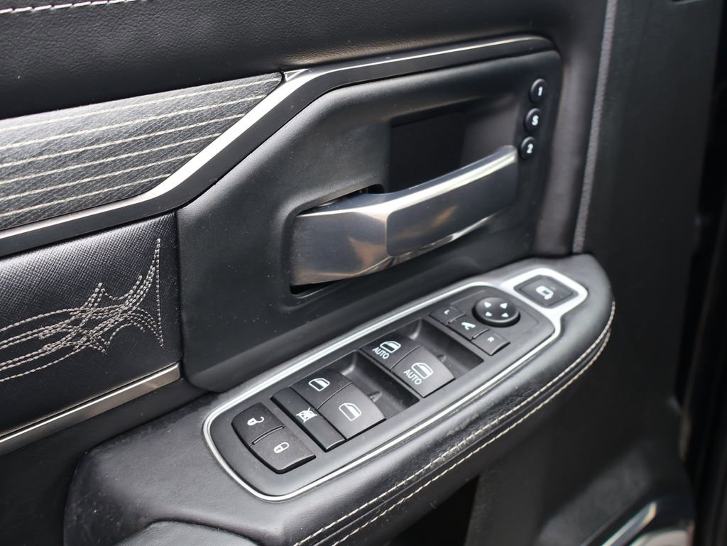 Used 2020 RAM 3500 Limited image 22