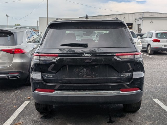 Used 2023 Jeep Grand Cherokee Limited image 5