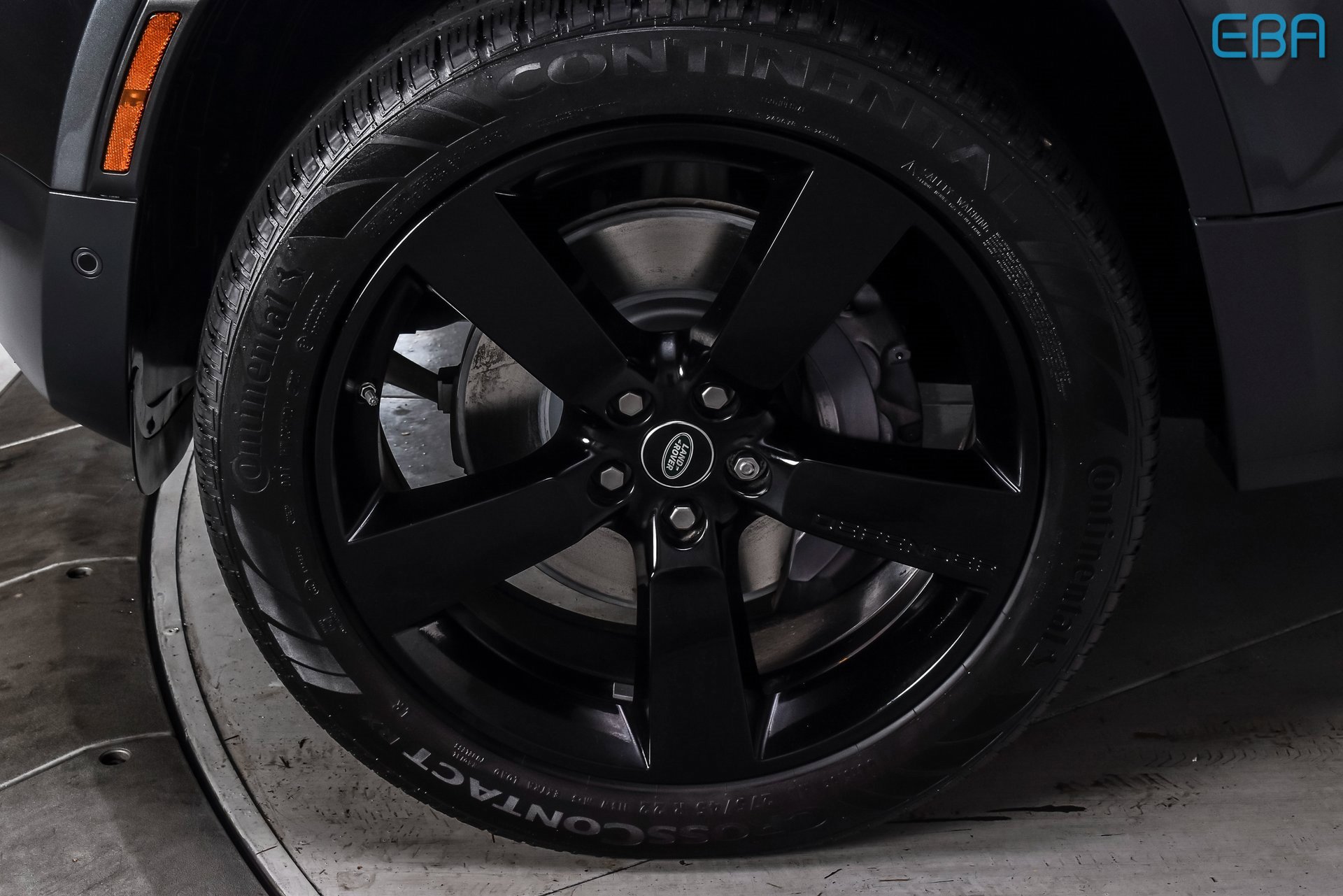 Used 2021 Land Rover Defender 110 SE image 10