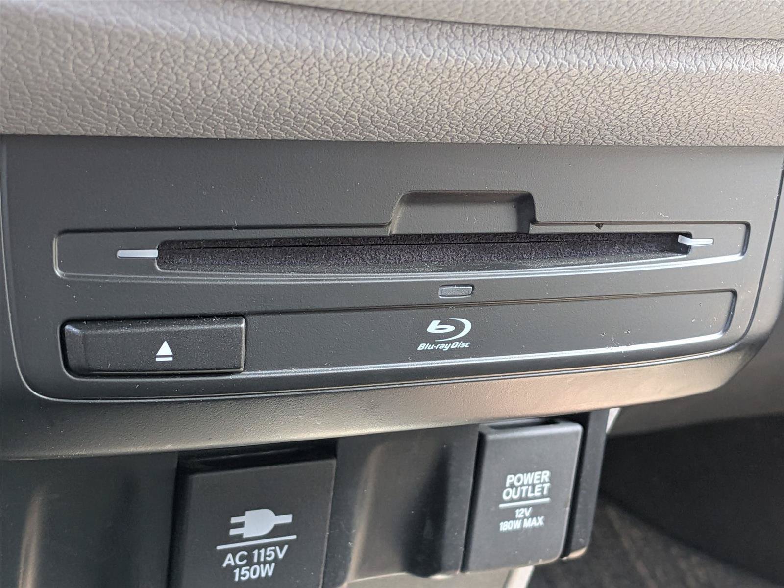 Certified 2024 Honda Odyssey Elite image 13
