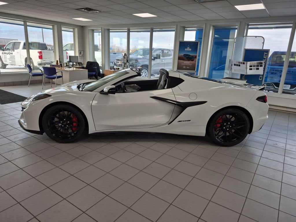 New 2026 Chevrolet Corvette Z06 video 2