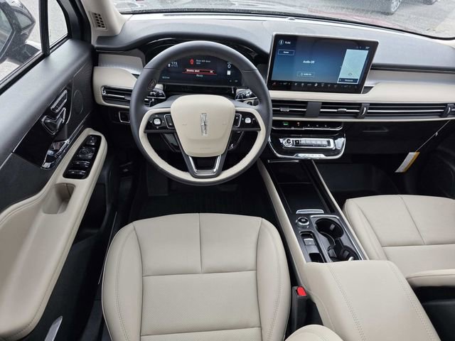 New 2026 Lincoln Corsair Premiere image 6