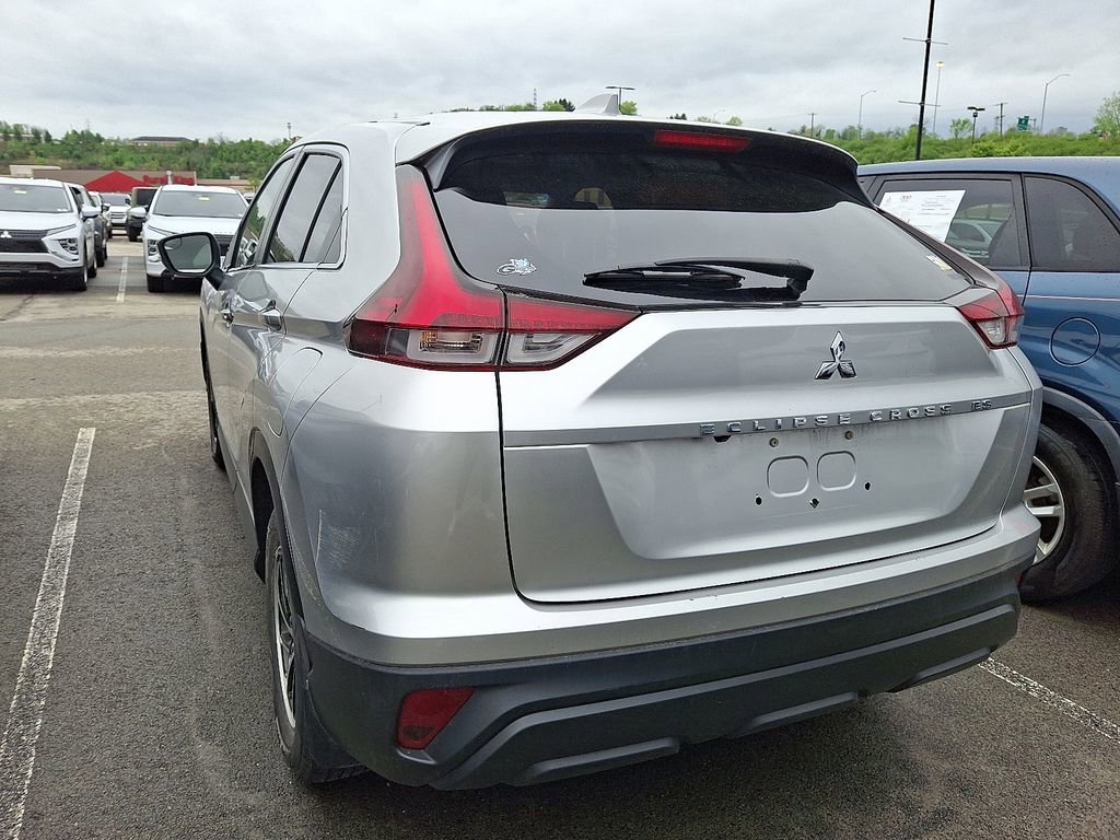 Used 2022 Mitsubishi Eclipse Cross ES AWD/4WD image 4