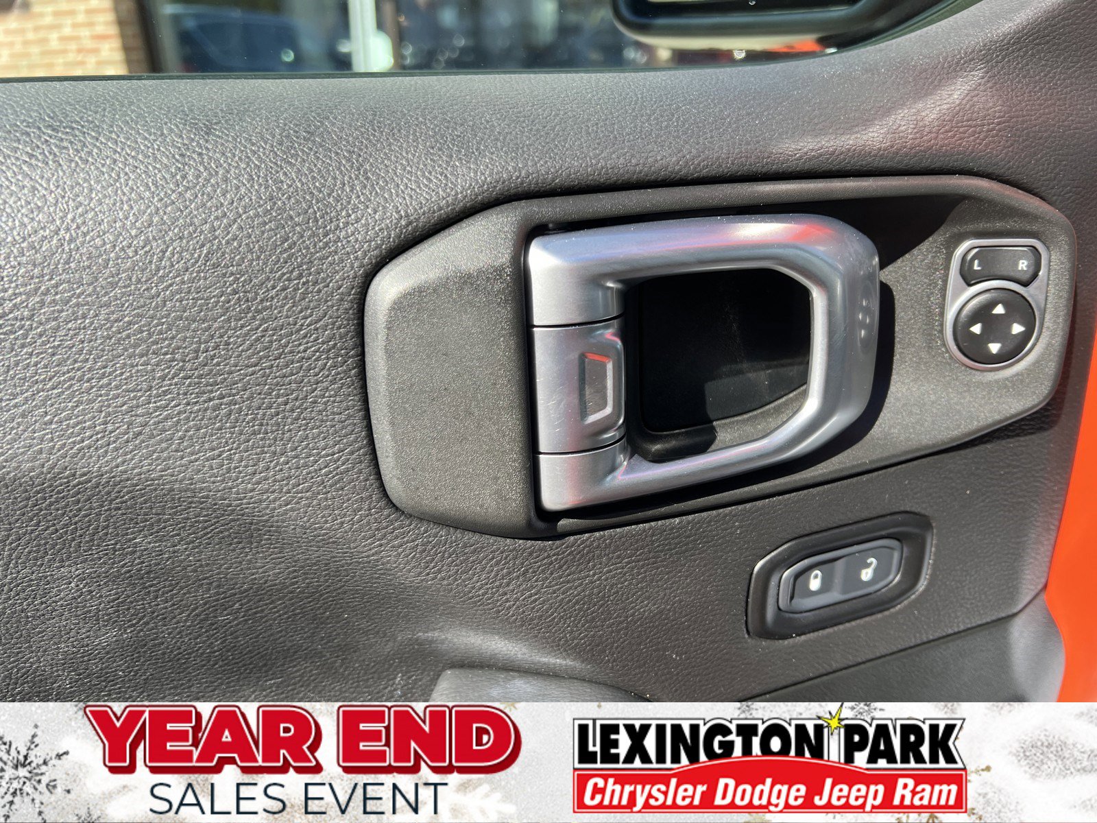 Used 2020 Jeep Wrangler Unlimited Sahara image 13