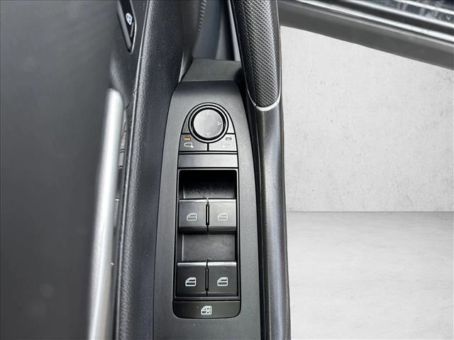 Used 2024 MAZDA CX-50 AWD 2.5 S w/ Premium Package image 11