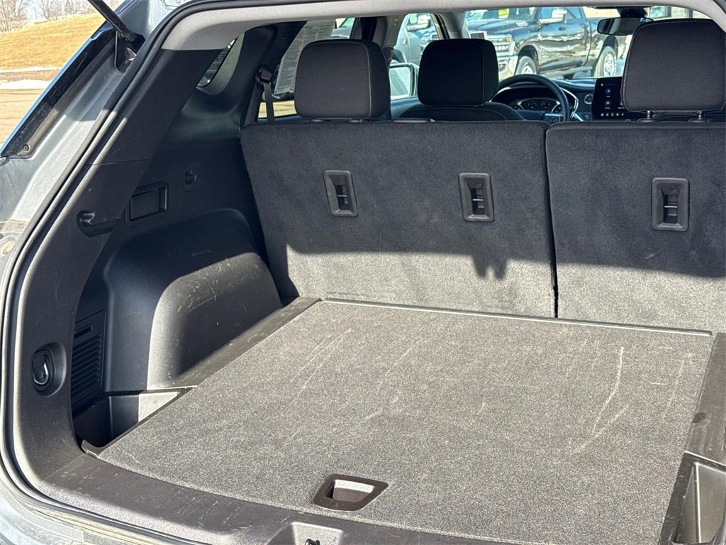 Used 2025 Chevrolet Blazer LT image 5